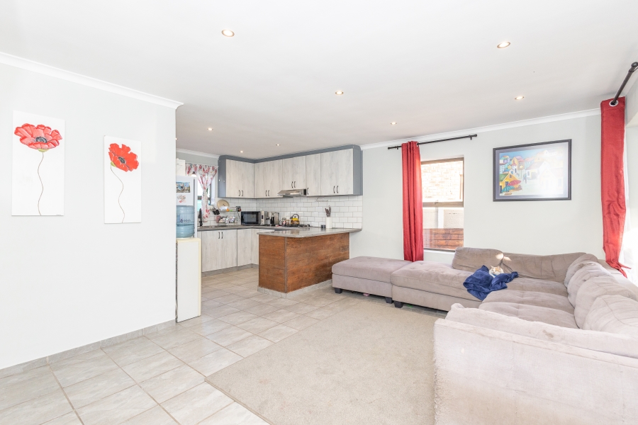 2 Bedroom Property for Sale in Zoo Park Western Cape